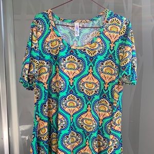 Lularoe perfect tee